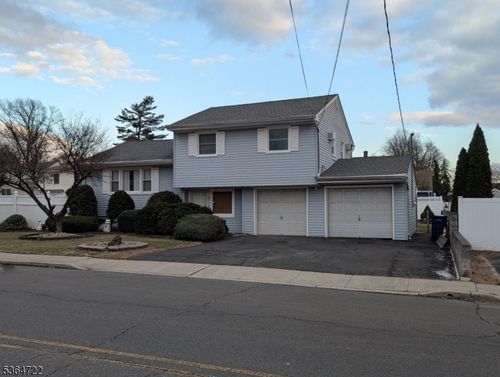 35 Liberty St, Clark, NJ, 07066-1805 | Card Image