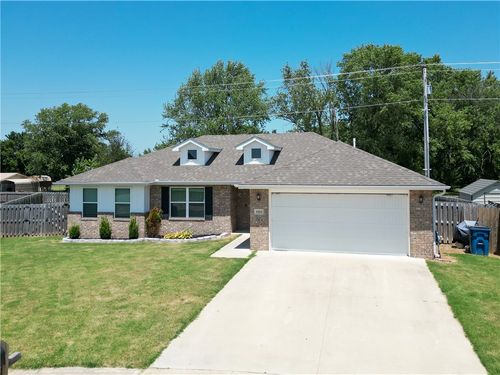 1512 Leah St, Gentry, AR, 72734-4008 | Card Image