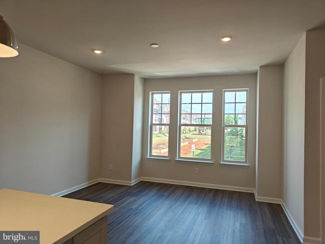 9409 Barnes Loop, Townhouse with 3 bedrooms, 4 bathrooms and null parking in MANASSAS VA | Image 11