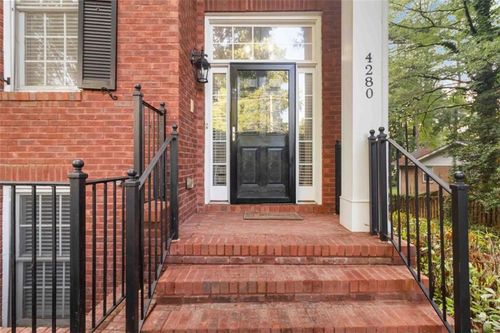 4280 Kingston Gate Cv, Chamblee, GA, 30341-1041 | Card Image