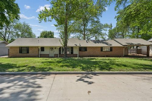 910 Mccall Dr, Norman, OK, 73072-7019 | Card Image