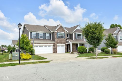 1362 Timber Bluff Rd, Westfield, IN, 46074-7812 | Card Image