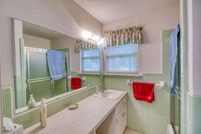 132 Glen Oaks Dr, House other with 2 bedrooms, 2 bathrooms and null parking in Sunrise Beach TX | Image 21