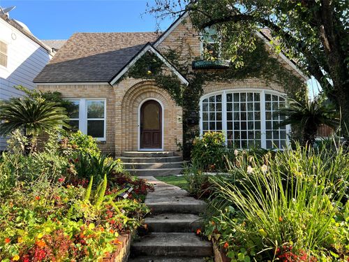 1964 Norfolk St, Houston, TX, 77098-4224 | Card Image
