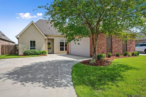 10931 Springtree Ave, Baton Rouge, LA, 70810-7782 | Card Image