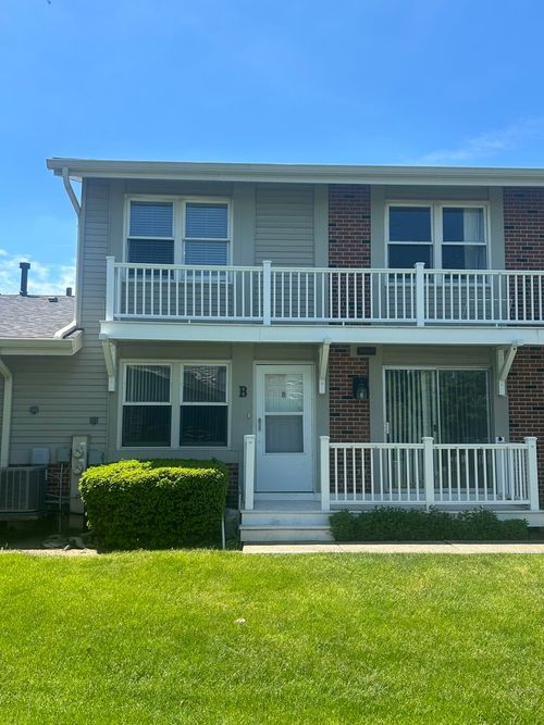 b-305 Northwestern Ct, Bloomingdale, IL, 60108-2076 | Card Image