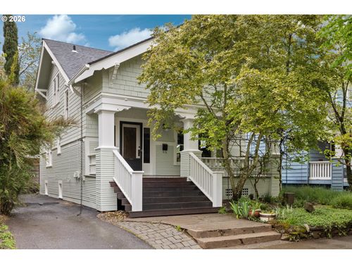 1842 Se 42nd Ave, Portland, OR, 97215-3755 | Card Image