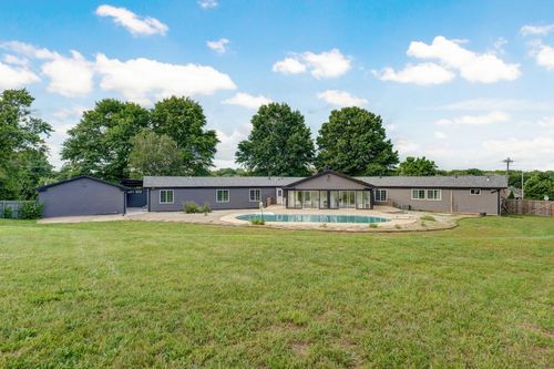 5021 S Farm Road 137, Springfield, MO, 65810-2122 | Card Image