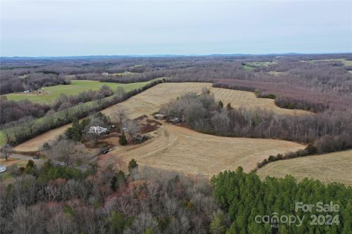 582 Tatum Rd, Olin, NC, 28660-9475 | Card Image