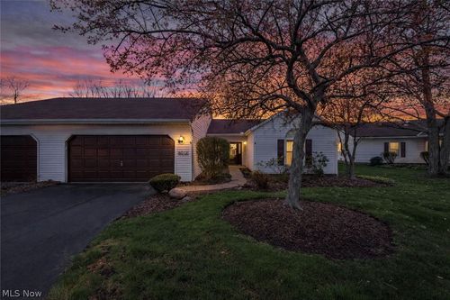 6012 Cabot Ct, Mentor, OH, 44060-2201 | Card Image