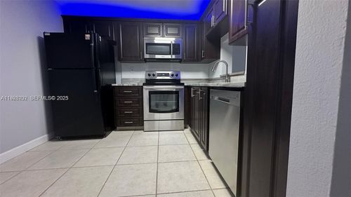 apt-219-6301 N University Dr, Tamarac, FL, 33321-4036 | Card Image