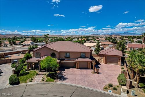 1182 Thomas Bay Cir, Logandale, NV, 89021-9941 | Card Image