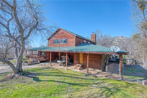 36039 Cranmore Ln, Auberry, CA, 93602-9507 | Card Image