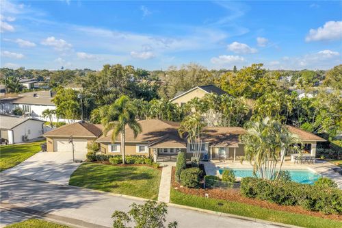 134 Riviera Way Ne, ST PETERSBURG, FL, 33704-2321 | Card Image