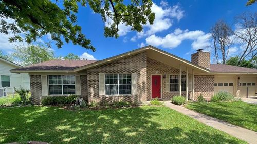 600 Dove Creek Dr, Round Rock, TX, 78664-5922 | Card Image