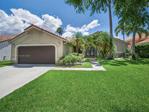 782 Lake Blvd, Weston, FL, 33326-3538 | Card Image