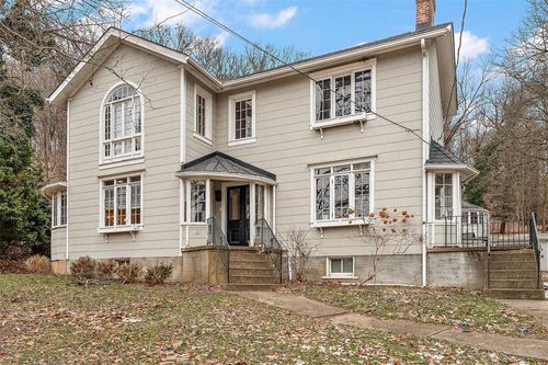 732 Orchard Ter, Sewickley, PA, 15143-1637 | Card Image