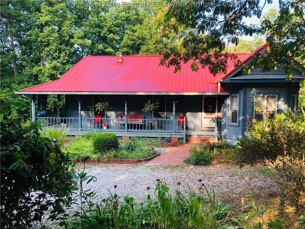 Random Rd, Ripley, WV 25271