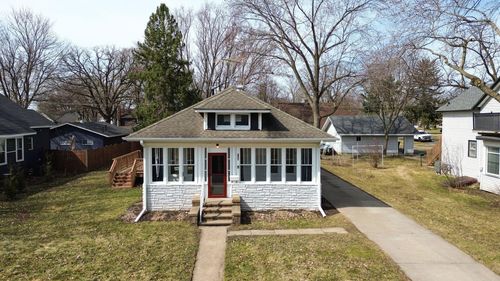 109 S Dallas St, River Falls, WI, 54022-2202 | Card Image