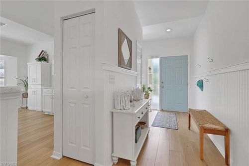 202-680 Wiggins Lake Dr, NAPLES, FL, 34110-6048 | Card Image
