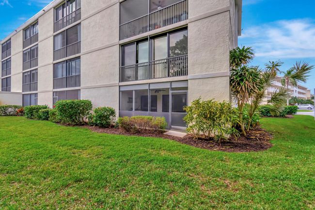 APT-101C - 300 N Highway A1a, Condo with 2 bedrooms, 2 bathrooms and null parking in Jupiter FL | Image 32