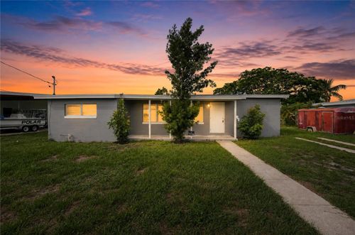 691 Sharon Cir, PORT CHARLOTTE, FL, 33952-8347 | Card Image