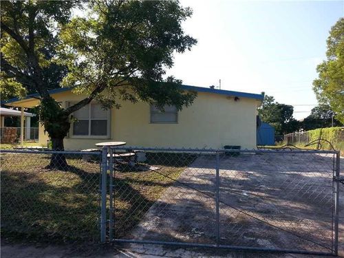 6000 Sw 39th Ct, Davie, FL, 33314-3508 | Card Image
