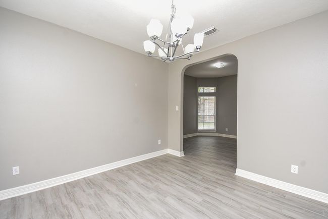 4706 Torrington Ct, House other with 3 bedrooms, 2 bathrooms and 2 parking in Sugar Land TX | Image 9