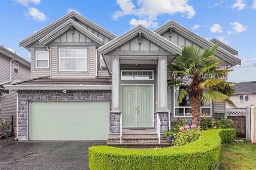 14681 78 Ave, Surrey, BC, V3S2T4 | Card Image