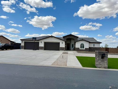 3556 E Corso Cavallo Ln, Yuma, AZ, 85365-6556 | Card Image