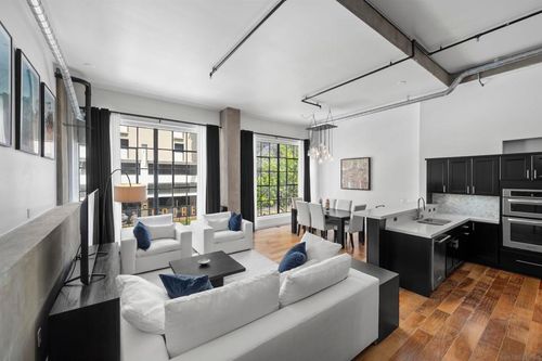 341-350 11th Ave., San Diego, CA, 92101 | Card Image