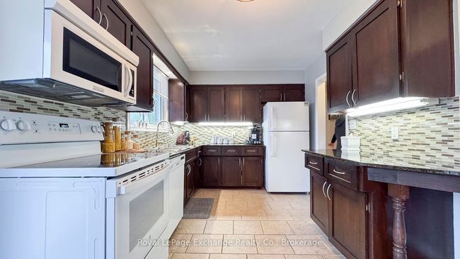 398 Kingsway St, House other with 3 bedrooms, 2 bathrooms and 4 parking in Kincardine ON | Image 16