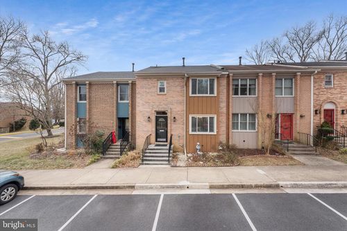 5052 Cliffhaven Dr, ANNANDALE, VA, 22003-4345 | Card Image