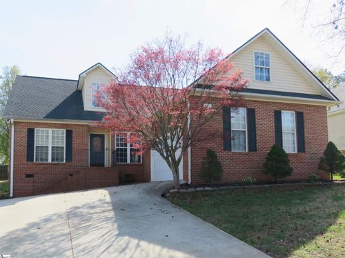 224 Riverrun Dr, Spartanburg, SC, 29303-1998 | Card Image