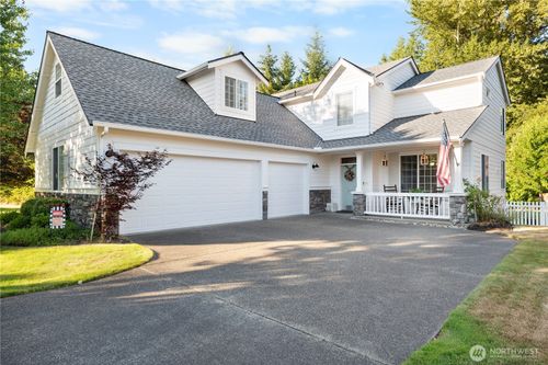 2060 Hammond Avenue, Dupont, WA, 98327 | Card Image