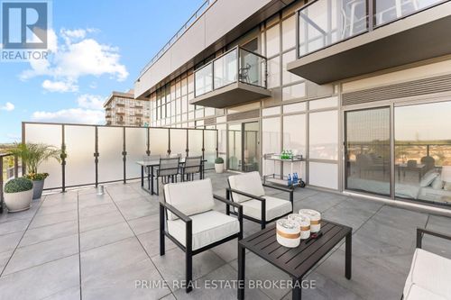 711-460 Dundas St E, Hamilton, ON, L8B2A5 | Card Image