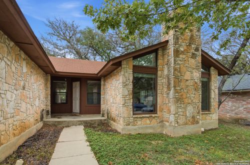 13830 E Hillside Dr, San Antonio, TX, 78249-2526 | Card Image