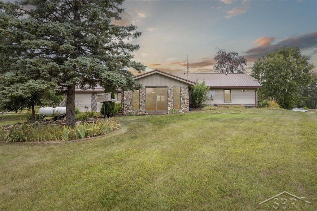 Townline 16 Rd, Pinconning, MI 48650