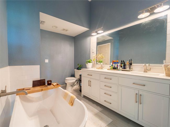 Primary Bathroom. | Image 8