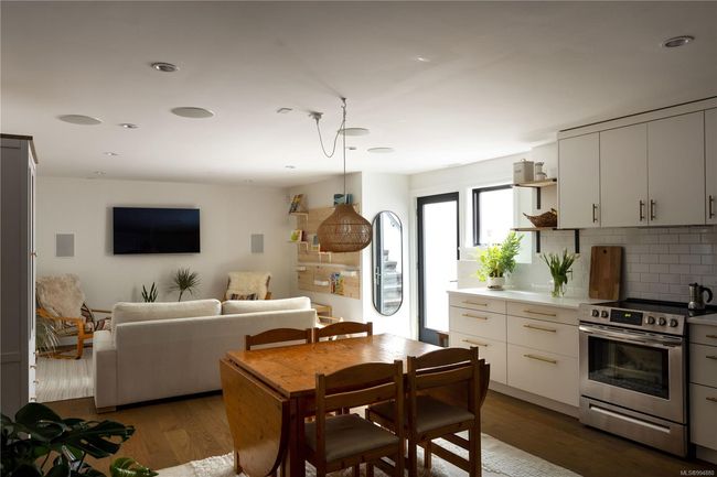 609 Oliver St, House other with 4 bedrooms, 4 bathrooms and 6 parking in Oak Bay BC | Image 37