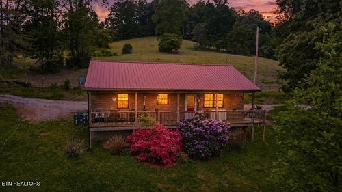 299 Tar Town Hollow Ln, La Follette, TN, 37766-5889 | Card Image