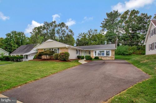 2806 Folsom Ln, BOWIE, MD, 20715-2319 | Card Image