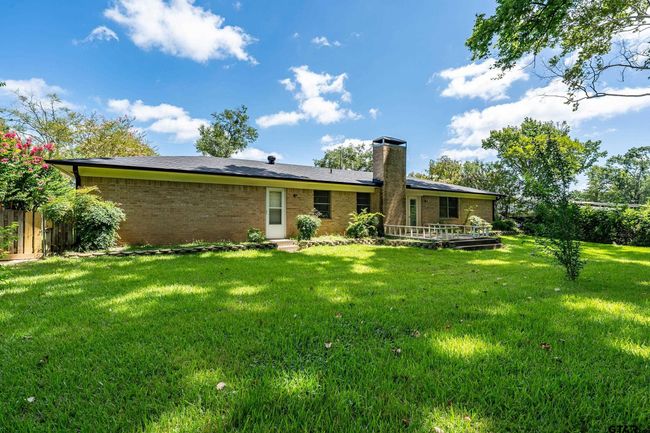 404 E Acker Tap, House other with 3 bedrooms, 2 bathrooms and null parking in Whitehouse TX | Image 19
