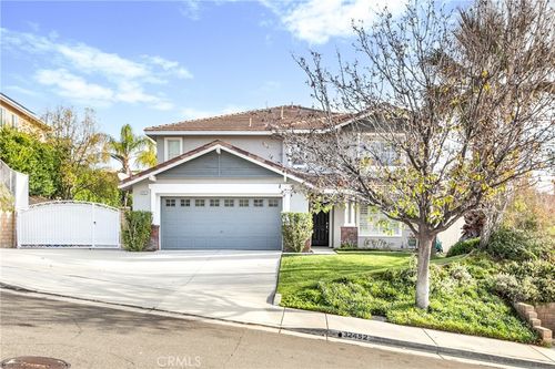32452 Sierra Oak Trl, Castaic, CA, 91384-3073 | Card Image