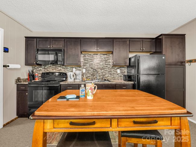 128 Winding Creek Ct, Townhouse with 1 bedrooms, 1 bathrooms and null parking in Lake Lure NC | Image 8