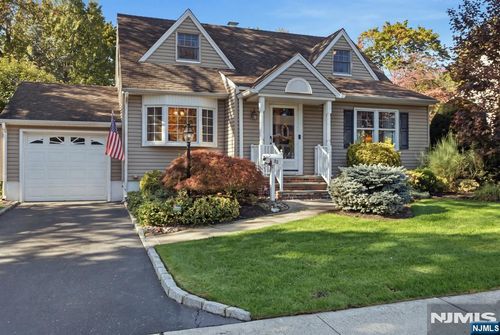 5-22 Hazel Place, Fair Lawn, NJ, 07410 | Card Image
