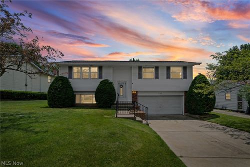 248 Washington Dr, Northfield, OH, 44067-1141 | Card Image