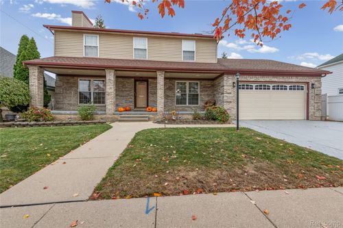 1757 5th St, Wyandotte, MI, 48192-7209 | Card Image