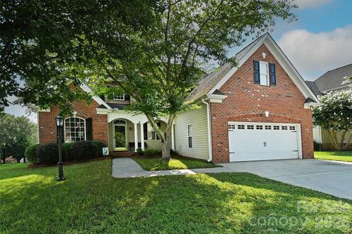 2525 Brook Stone Dr, Clemmons, NC, 27012-7832 | Card Image