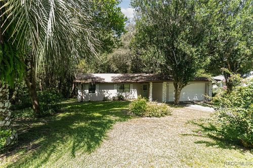 8344 Sarazen Dr, Citrus Springs, FL, 34434-5848 | Card Image